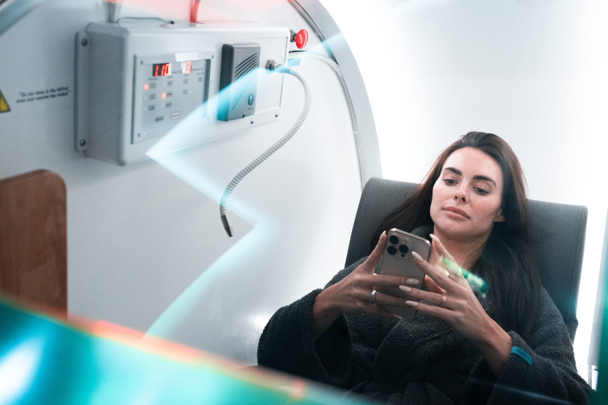 Inside of the AirPod chamber What Is Hyperbaric Oxygen Therapy?